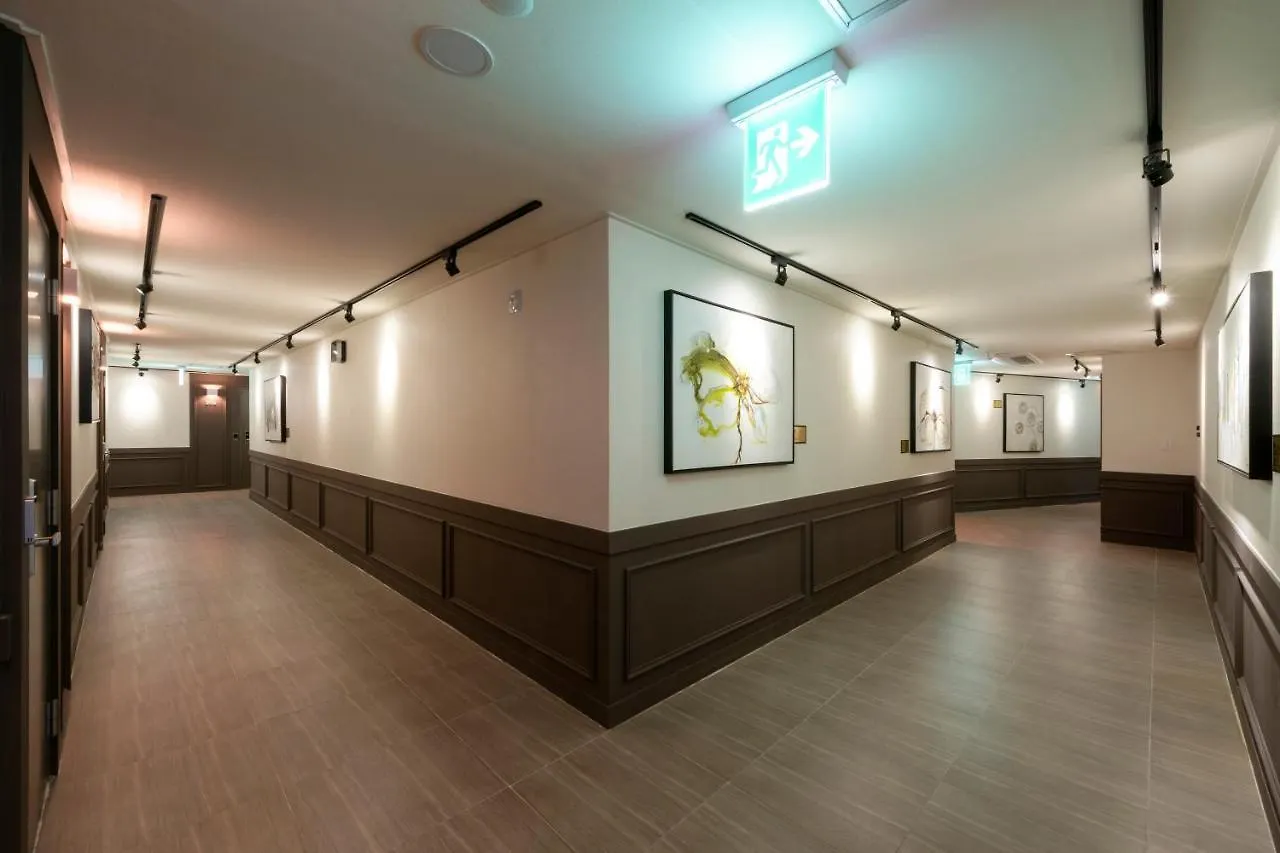No. 25 Signature Hotel Daecheong Busan