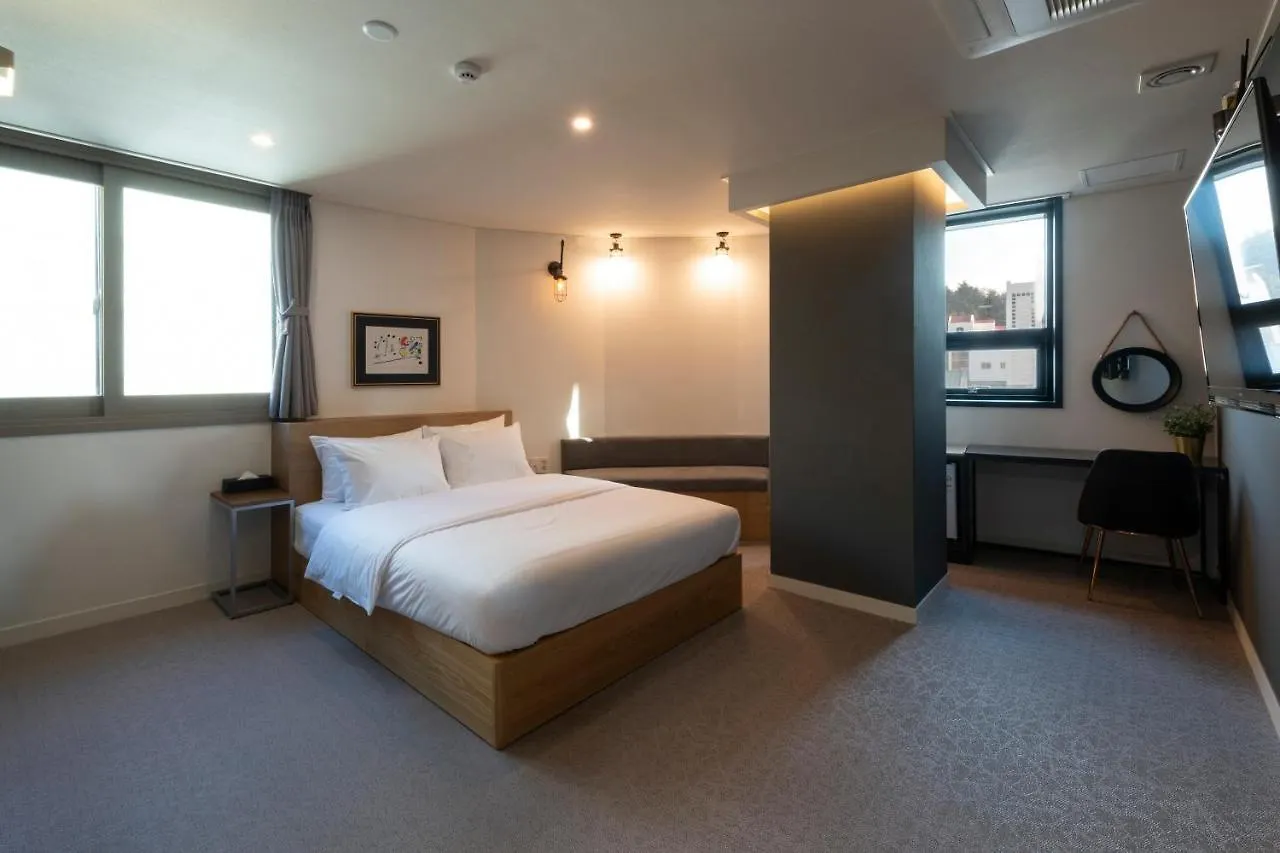 No. 25 Signature Hotel Daecheong Busan