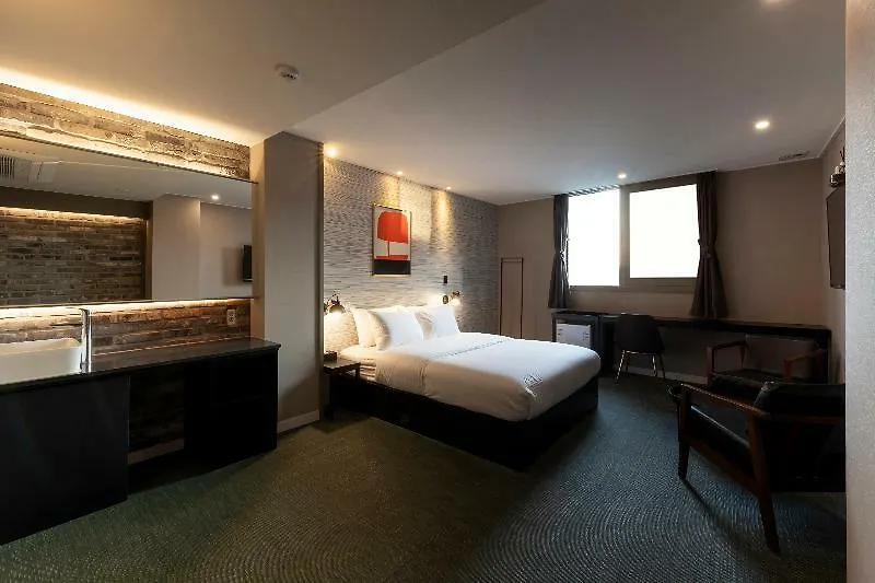 No. 25 Signature Hotel Daecheong Busan