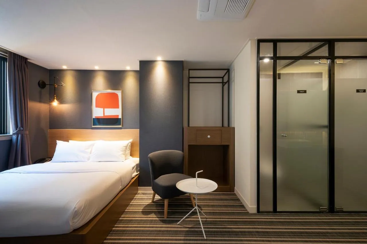 No. 25 Signature Hotel Daecheong Busan