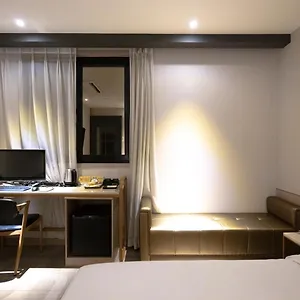 Hotel Hound Seomyeon-beomcheon