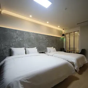 호텔 베스티, 부산광역시